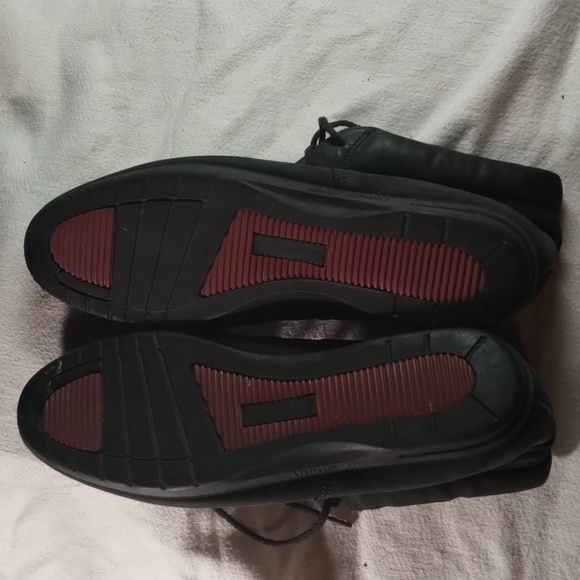 Woman's shoes Color: Black Manufacturer: Spirit Size: 7 - Picture 10 of 10